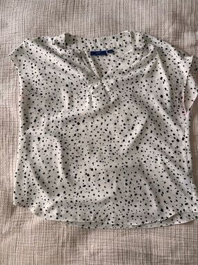 Apt. 9 White Polka Dot Cap Sleeve Blouse